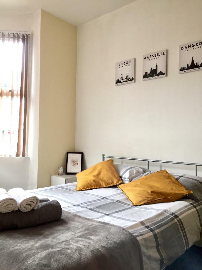 Summerfield House Guest house *